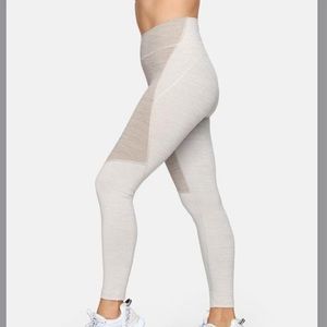 Outdoor Voices 7/8 Two-Tone TechSweat Leggings